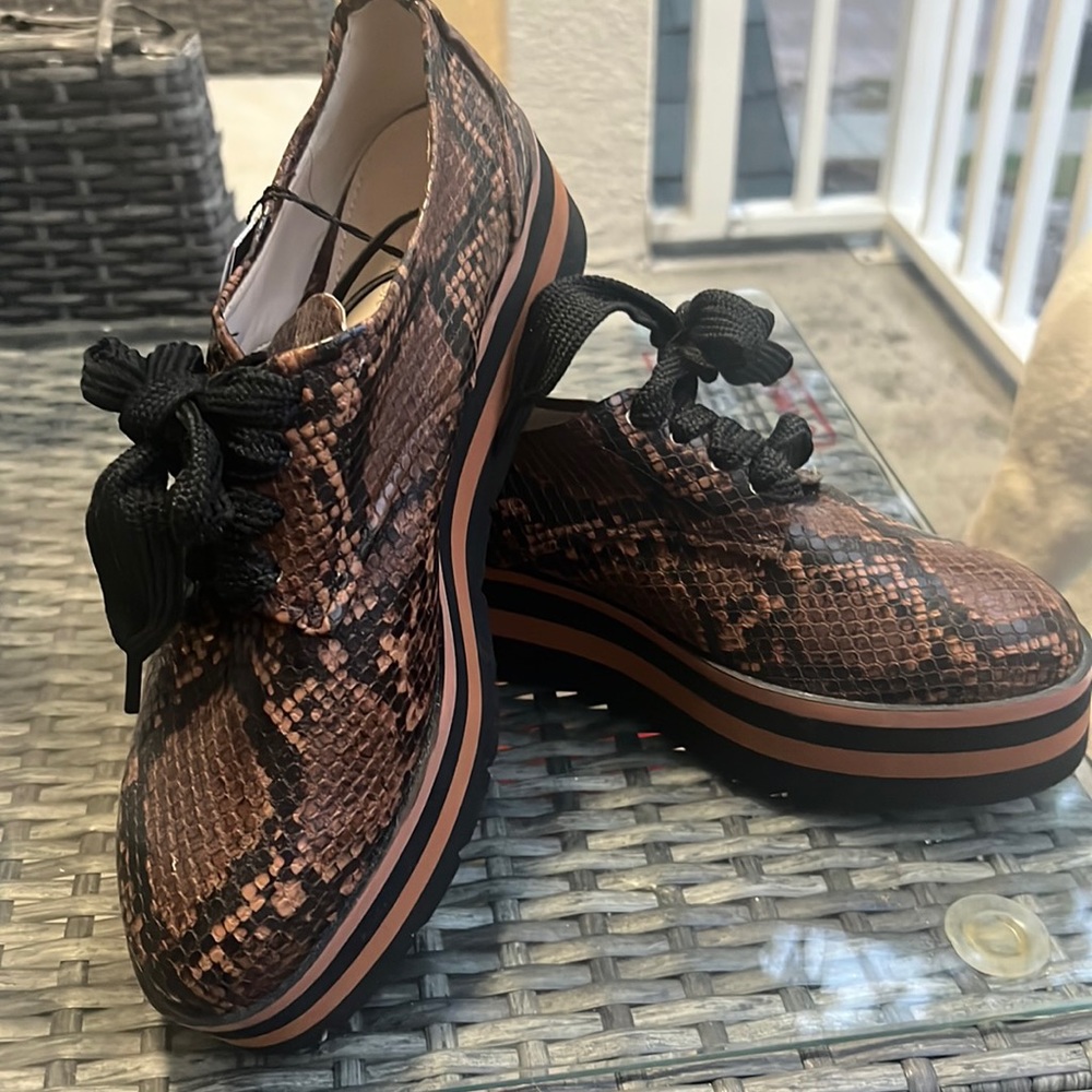 beautiful brand new animal print footwear